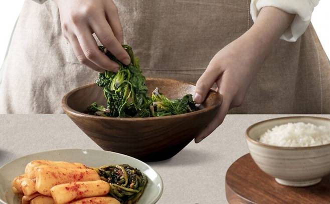 반찬에 설탕, 물엿 등 첨가당을 넣으면 혈당이 치솟고 체중 조절에 방해가 된다. 사진=클립아트코리아