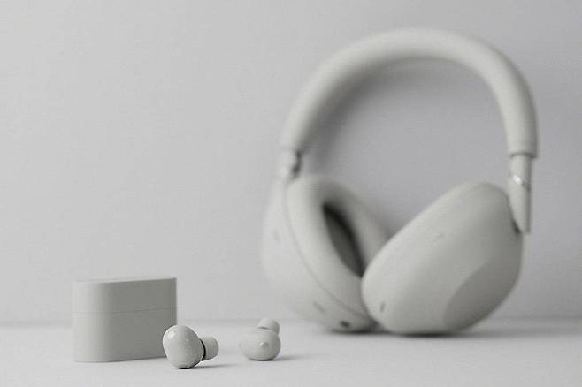 노이즈 캔슬링, 음질, 통화 품질, 디자인 등을 개선한 1000XM6 / 출처=소니