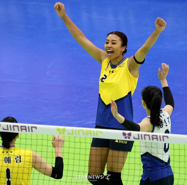 [포토]'서브에이스 환호' 자스티스