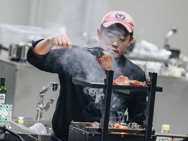 ‘바베큐연구소장’ 유용욱 셰프. 사진 ㅣ넷플릭스