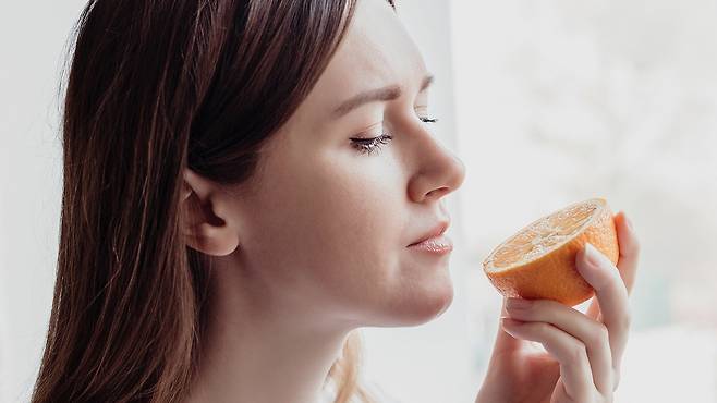 파킨슨병 환자의 90% 이상이 냄새를 감지·식별하는 후각 기능을 잃는다｜출처: 게티이미지뱅크