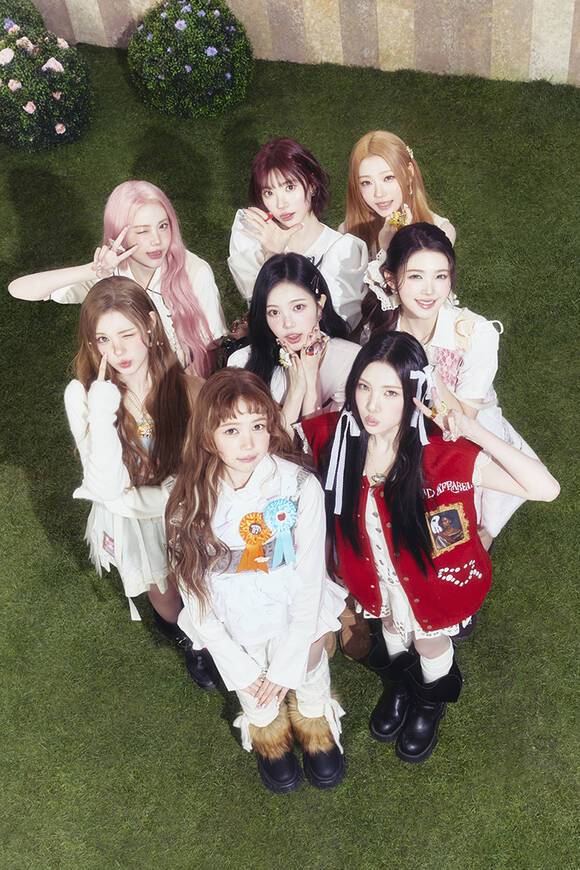 그룹 하츠투하츠는 'FOCUS'에 이어 신곡 'RUDE!'까지 하우스 장르를 앞세워 컴백했다. /SM엔터테인먼트