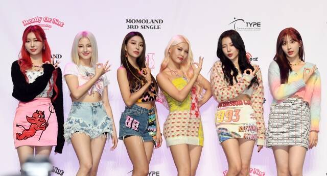 걸그룹 모모랜드는 지난해 재결합 후 활발한 활동을 이어가고 있다. /더팩트DB