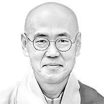 각전 스님 범어사 교육국장