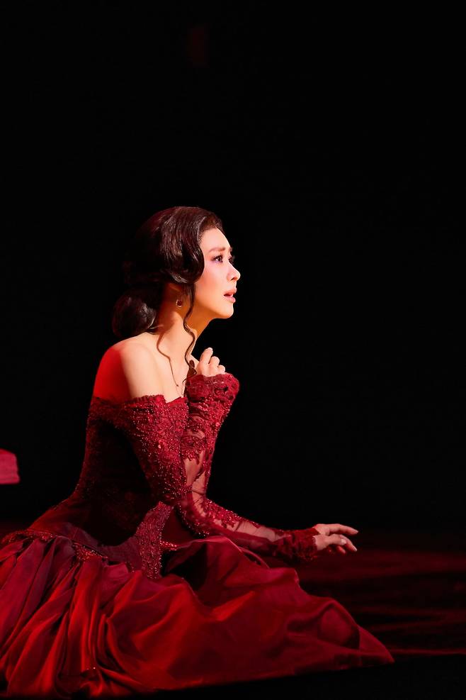 뮤지컬 '안나 카레니나'에 출연한 배우 옥주현./사진=마스트인터내셔널