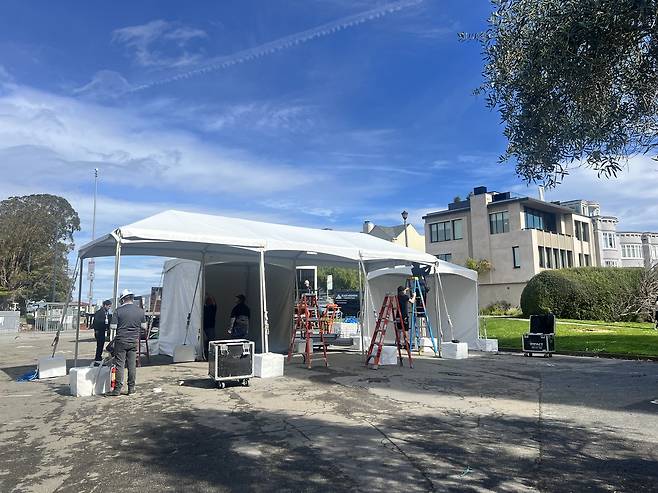 24일(현지시간) 언팩 준비로 한창인 미국 샌프란시스코 ‘팰리스 오브 파인 아트’ 전경. [박혜림 기자/rim@]