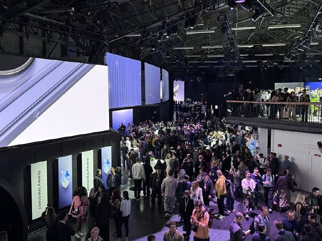 25일(현지시간) 미국 샌프란시스코에 위치한 팰리스 오브 파인 아트에서 개최된 '갤럭시 언팩 2026(Galaxy Unpacked 2026)' 행사장 전경. 사진=권하영 기자