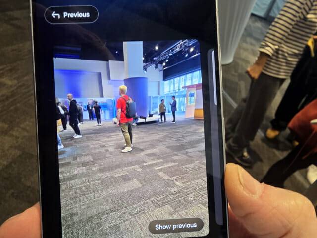 포토 어시스트를 통해 옷과 머리색을 바꿨다.(사진=전화평 기자)