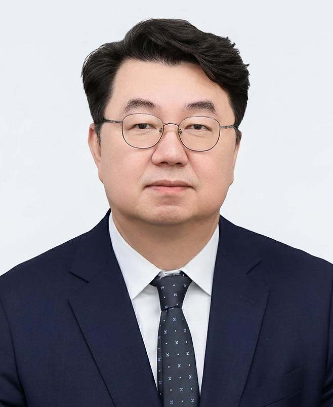 조일훈 편집인 상무이사 겸 논설위원실장