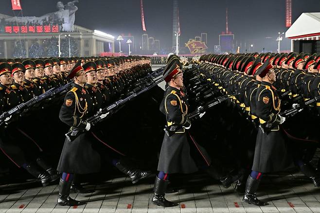 북한이 25일 제9차 노동당 대회 폐막을 기념하는 열병식을 평양 김일성광장에서 개최했다. /사진=뉴스1