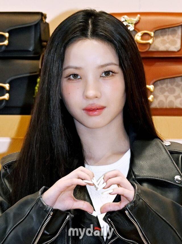 아이들 전소연 / 마이데일리