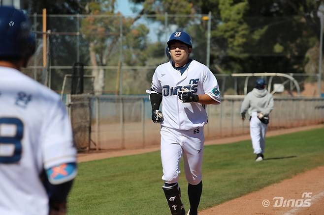 NC 오장한은 2026시즌 스프링캠프서 장타를 폭발하며 코치진의 이목을 끌고 있다. 그는 2026시즌 팀의 히트상품을 꿈꾼다. 사진제공｜NC 다이노스