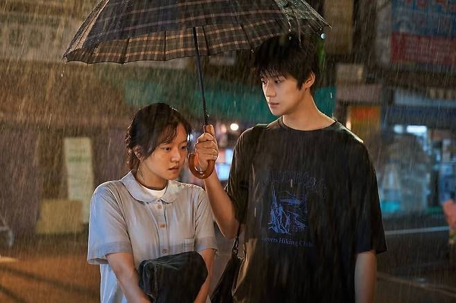 영화 ‘파반느’. 넷플릭스 제공