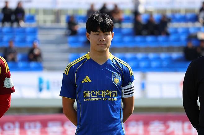 ▲ 울산대 김광원은 춘계대학연맹전에서 도움상, 최우수선수상을 수상했다. ⓒ한국대학축구연맹