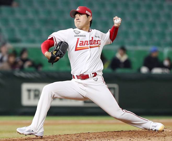 ▲ SSG의 다른 좌완들과 다르게 길게 던질 수 있는 장점이 있는 백승건은 그 장점을 살려 1군 불펜 한 자리에 도전한다는각오다 ⓒSSG랜더스