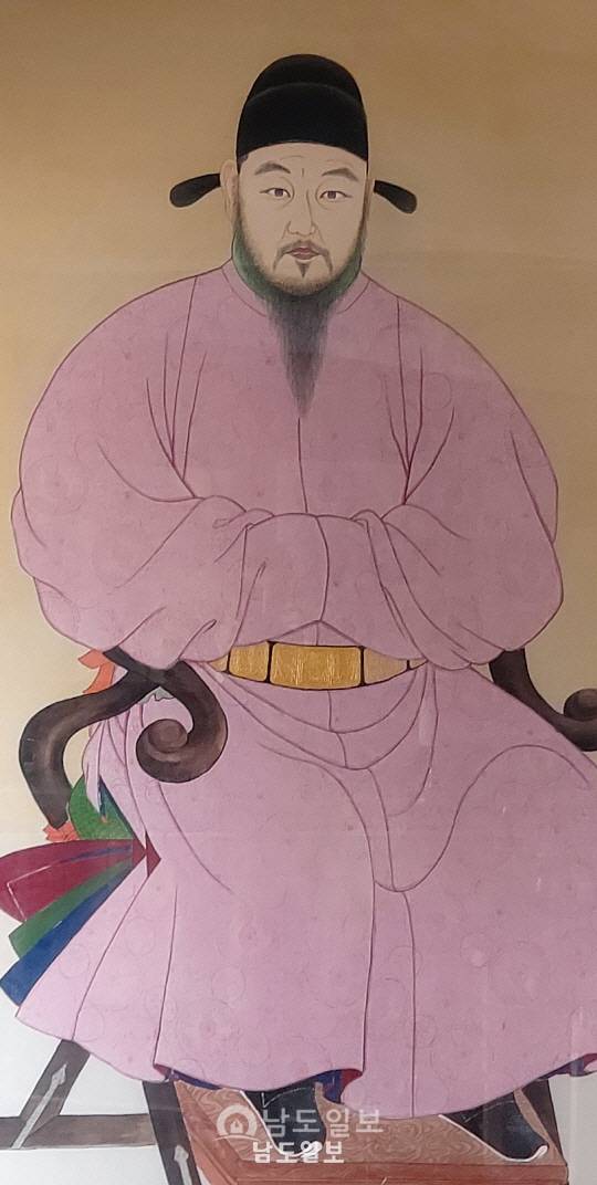 이천우 영정 및 이응도목판(전남 문화재자료 제114호)태종이 이응도목판과 함께 영정을 하사했으며, 이응도목판만 전승되던 것을 영조조에 영정을 복원했다고 한다.