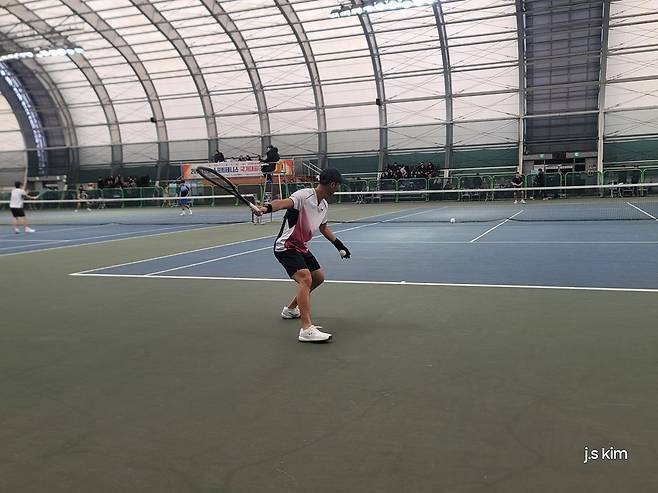 아이치-나고야 아시안게임에 출전할 소프트테니스 국가대표 선발전이 27일 전남 순천에서 막을 올려 3월 7일까지 열린다. 대한소프트테니스협회 제공