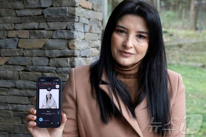 알바니아 배우 아닐라 비샤 ⓒ AFP=뉴스1