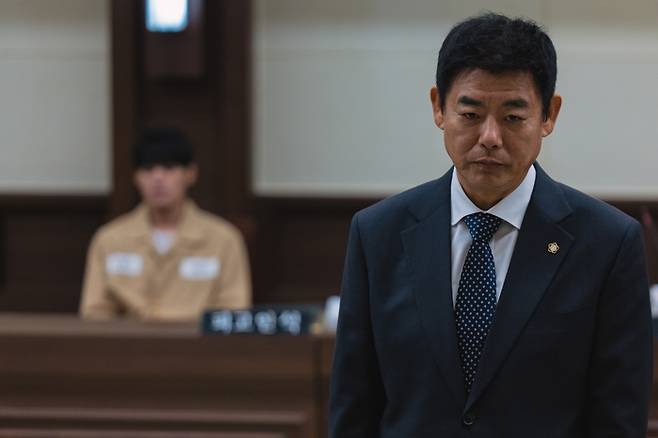 ‘블러디 플라워’ 성동일. 사진ㅣ월트디즈니컴퍼니 코리아