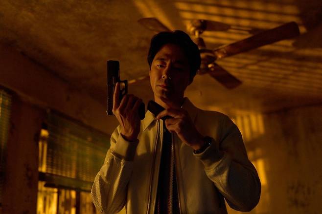 영화 ‘휴민트’ 속 배우 조인성. NEW 제공