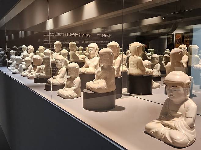 ▲ 경기도박물관 특별전 ' 성파선예 性坡禪藝 : 성파스님의 예술세계' 전경.