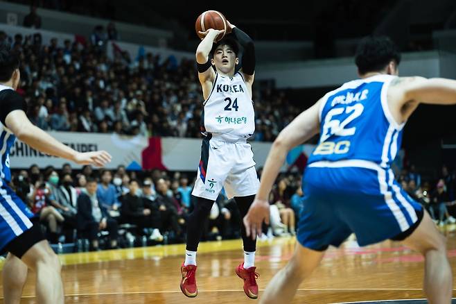 문유현은 26일 열린 대만과 2027 FIBA 농구 월드컵 예선 1라운드 B조 3차전에서 인상적인 활약을 펼쳤다. (FIBA 제공)
