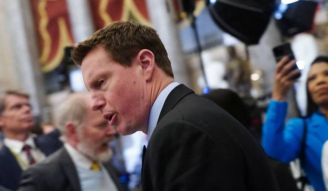 파라마운트 스카이댄스의 최고경영자 데이비드 엘리슨이 지난 24일 열린 도널드 트럼프 미국 대통령의 합동회의 국정연설에 참석한 모습. 연합뉴스