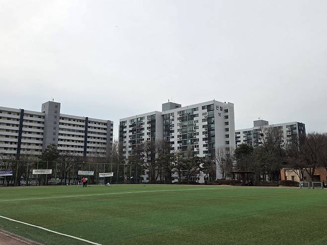 서울 양천구 신월시영아파트 전경. 한경DB