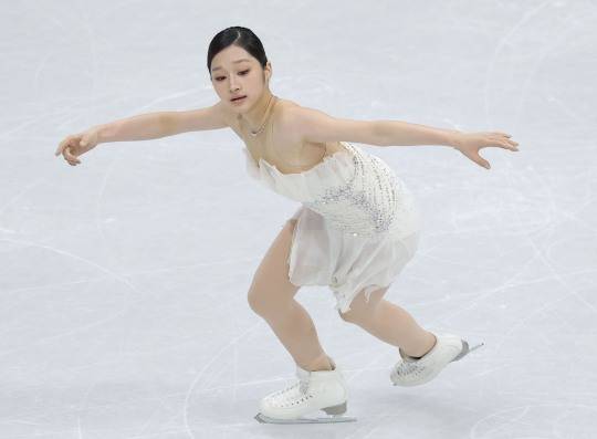 우아한 연기 펼치는 신지아. 사진[연합뉴스]