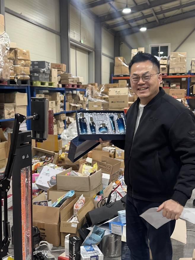 크리셀러 ‘쓰리백’으로 활동중인 백운섭 씨. 본인제공