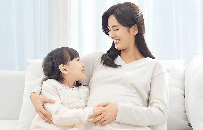 임신과 출산을 겪은 여성의 뇌 기능이 변화한다는 연구 결과가 나왔다./사진=클립아트코리아