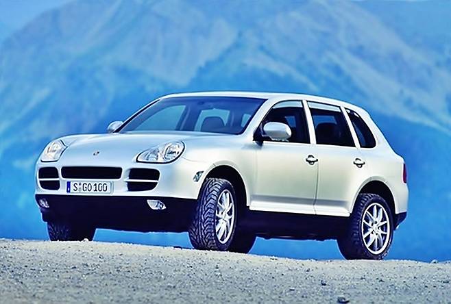 SUV도 포르쉐가 만들면 스포츠카가 된다는 전설을 만든 원조 카이엔 [사진제공=포르쉐]