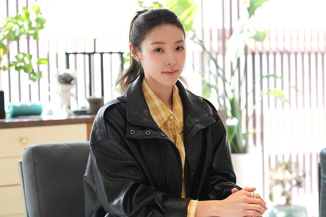 초록뱀엔터테인먼트 제공