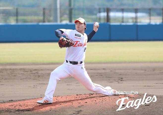 ▲ 김경문 감독은 1일 KIA와 연습경기를 앞두고 왕옌청은 선발로 개막을 준비한다고 예고했다 ⓒ한화 이글스