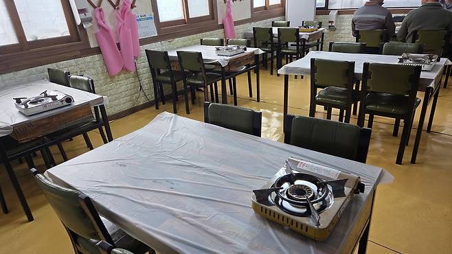 텅 빈 대산읍내 식당 [촬영 정윤덕 기자]