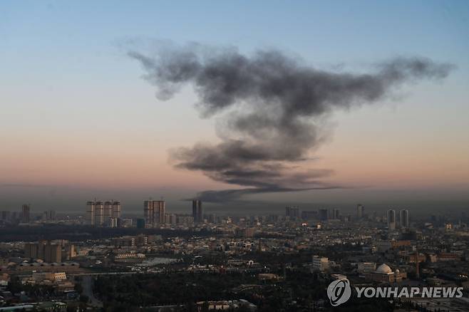 이라크 에르빌 공항 포화 [AFP=연합뉴스. 재판매 및 DB 금지]