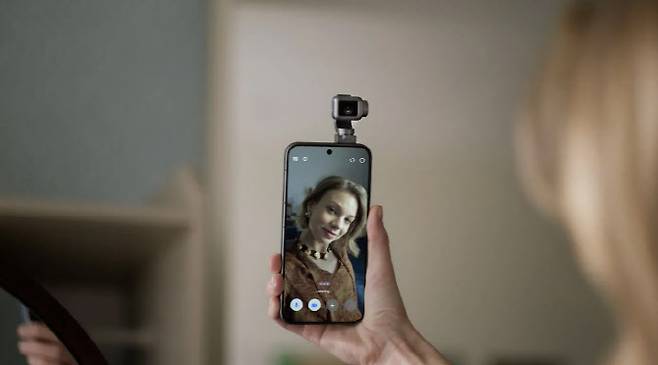 아너 로봇 폰(사진=아너)