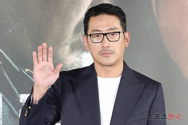 배우 하정우. 24.1.6 ⓒ이혜영 기자 lhy@hankooki.com