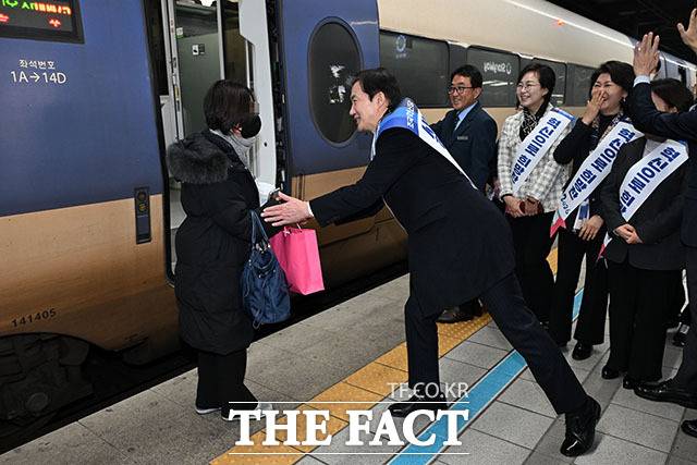 6·3 지방선거를 앞두고 조국 조국혁신당 대표의 리더십이 시험대에 오른다는 분석이 나온다. /남용희 기자