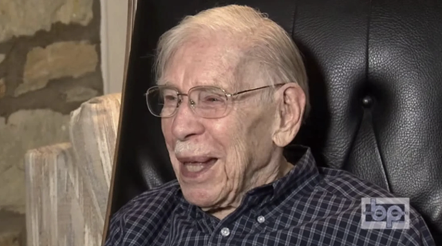 '미루기에 이골 난 사람들의 모임'을 창설한 미국의 전설적 광고인 레스 와스. 유튜브 Broadcast Pioneers