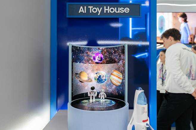 삼성디스플레이 MWC26 AI 토이 하우스. [사진제공 = 삼성디스플레이]