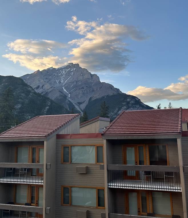 밴프시내 숙소 뷰 / 사진= 문서연 여행+ 기자