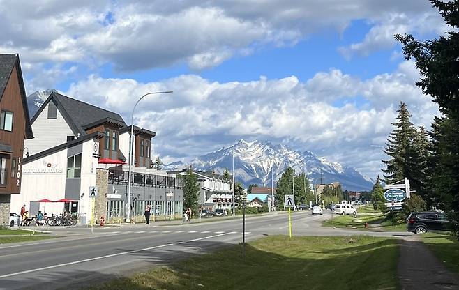 밴프 마을 풍경 / 사진= 문서연 여행+ 기자