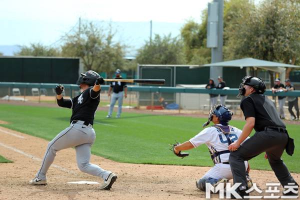 NC와 화이트삭스가 경기를 하고 있다. 사진(美 글렌데일)= 김재호 특파원