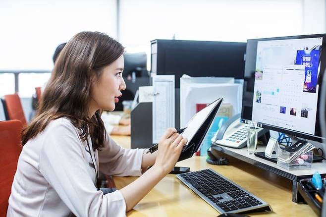 개천절 대체공휴일(10월 5일)과 한글날(10월 9일) 사이에 연차를 배치하면 9일 연속 휴식이 가능하다. 게티이미지