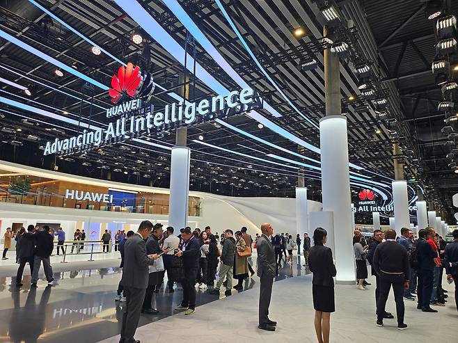 MWC 2026에서 가장 큰 전시관을 꾸린 중국 화웨이./바르셀로나=안상희 기자