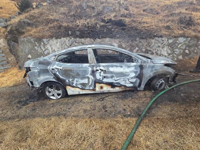 천안 차량 화재 모습. 천안동남소방서 제공