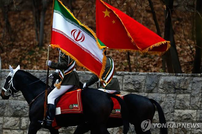 중국과 이란 국기 [EPA 연합뉴스 자료사진 재판매 및 DB 금지]
