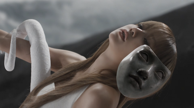 사진=그룹 블랙핑크 'GO' MV