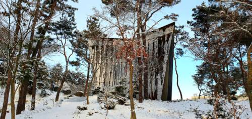 초막 셋 측면 모습. /전주 건축사협회 제공
